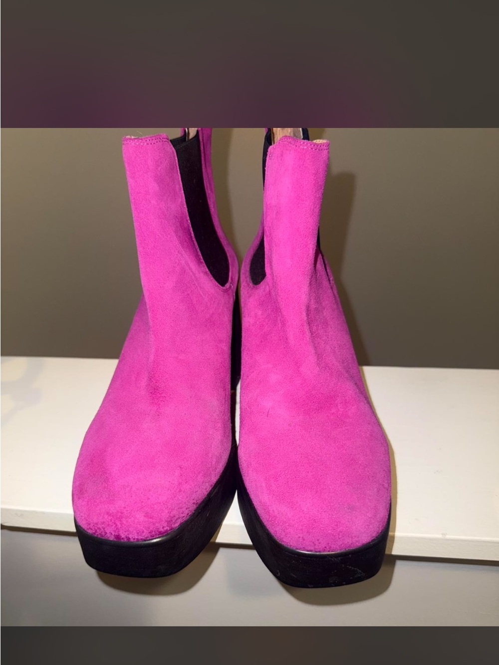 Intentionally Blank Women's Suede Chelsea Platform Boot in Fuchsia size 9 - Picture 2 of 4